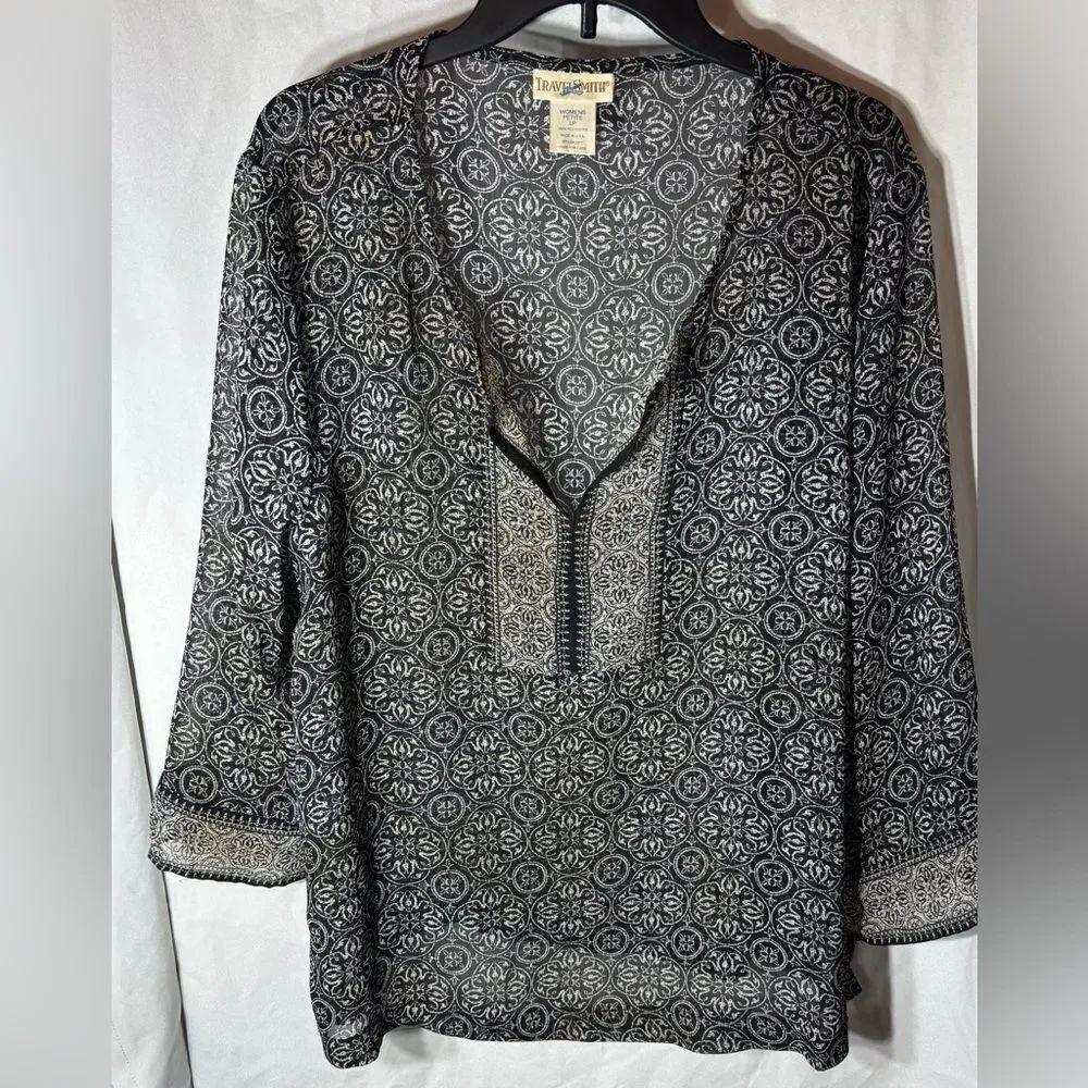 Travel Smith V Neck Women’s Top Size Large Petite EPC